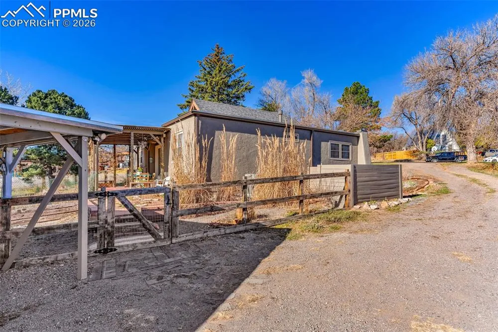 5796 Reef Place Colorado City, CO 81019