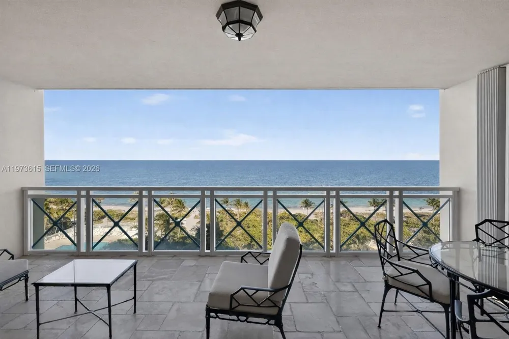 430 Grand Bay Dr #801 Key Biscayne, FL 33149