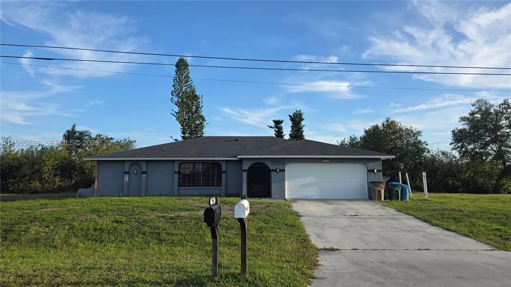 2908 NW 9TH TER Cape Coral, FL 33993