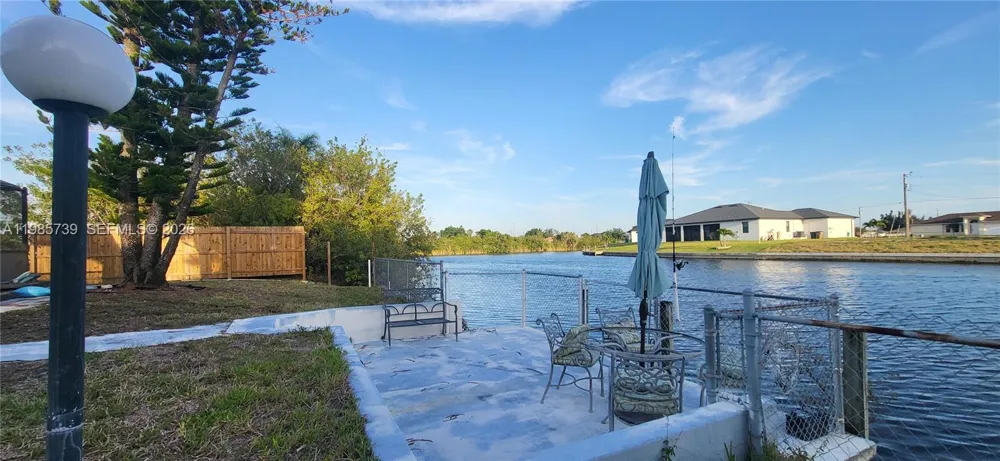 2908 NW 9TH TER Cape Coral, FL 33993