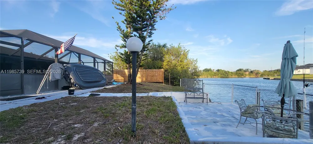2908 NW 9TH TER Cape Coral, FL 33993