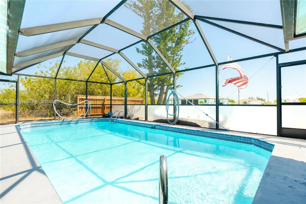 2908 NW 9TH TER Cape Coral, FL 33993