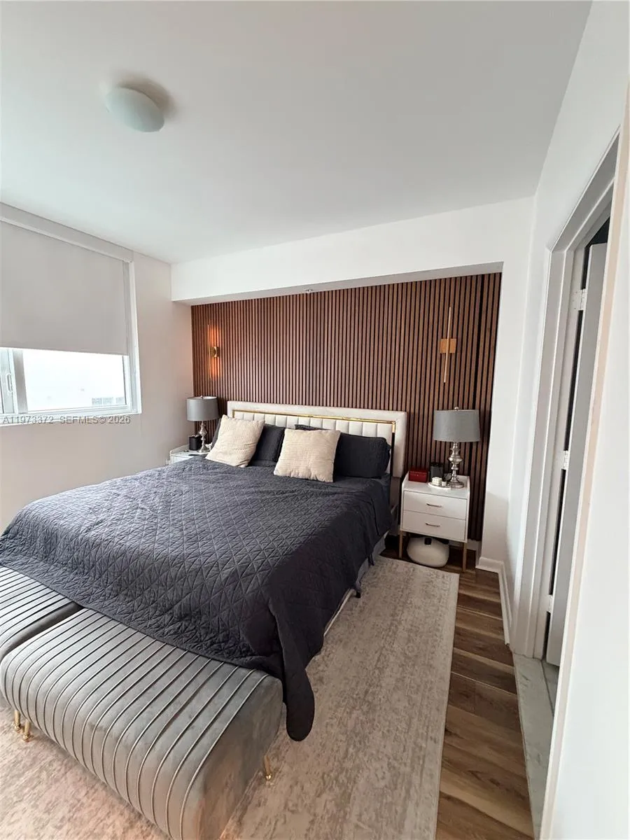 253 NE 2nd St #3108 Miami, FL 33132