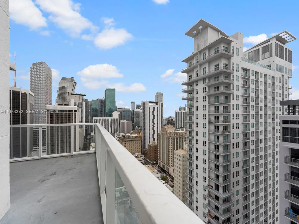 253 NE 2nd St #3108 Miami, FL 33132