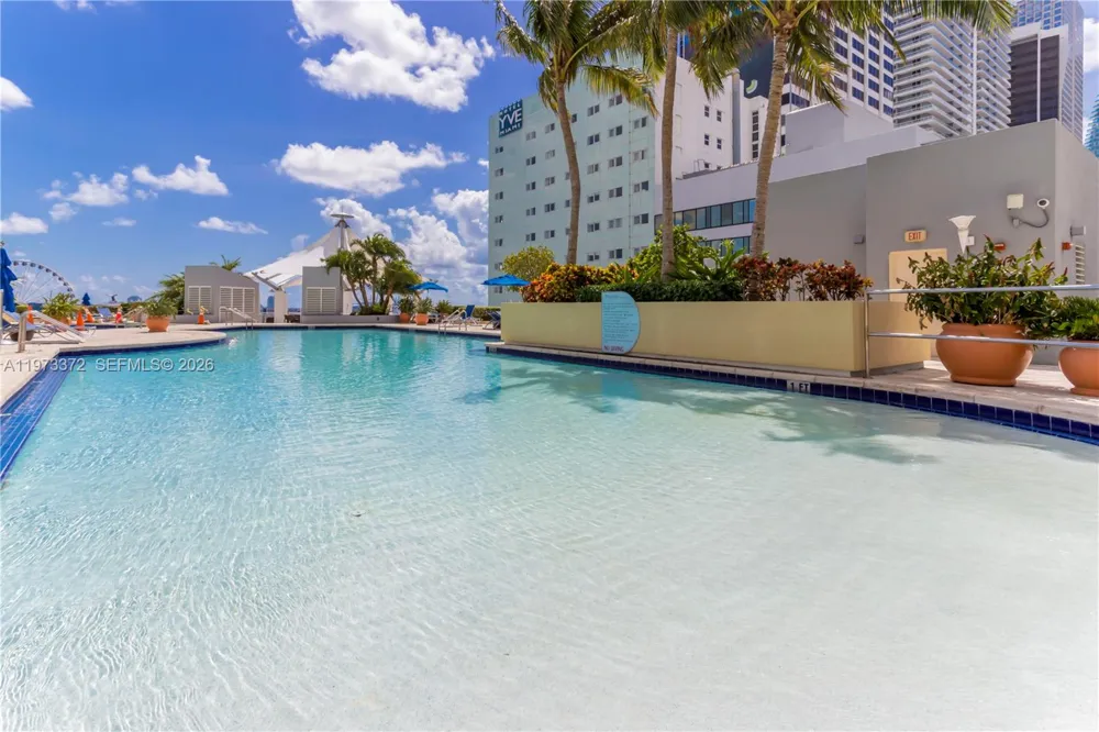 253 NE 2nd St #3108 Miami, FL 33132