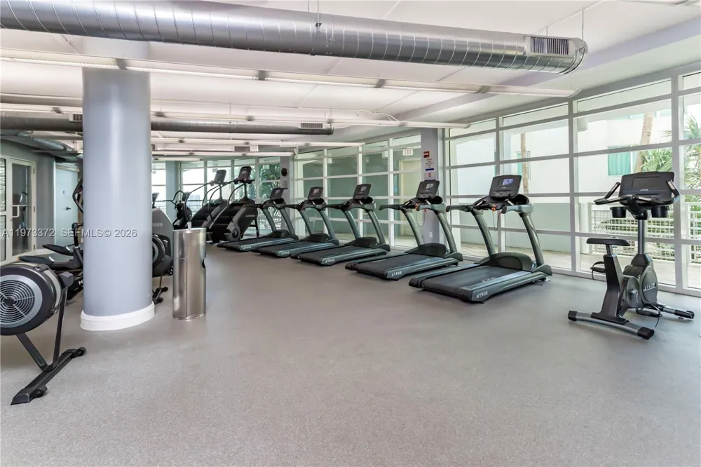 253 NE 2nd St #3108 Miami, FL 33132