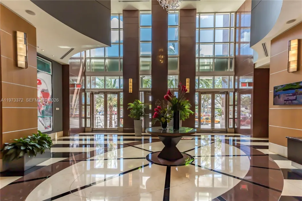 253 NE 2nd St #3108 Miami, FL 33132