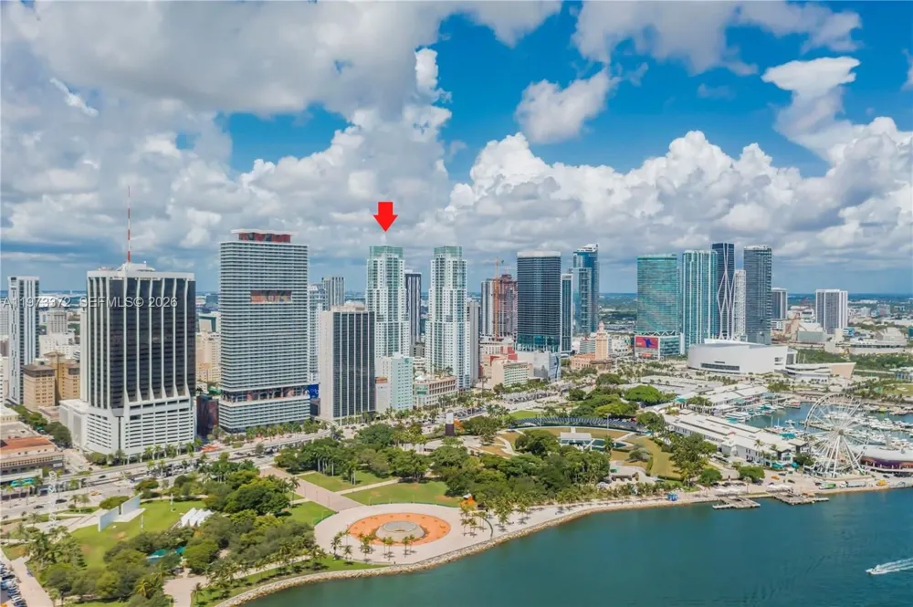 253 NE 2nd St #3108 Miami, FL 33132