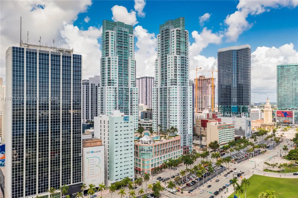 253 NE 2nd St #3108 Miami, FL 33132