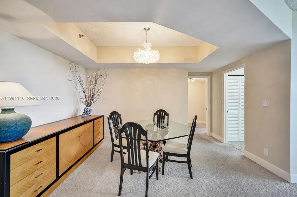 20281 E Country Club Dr #1703 Aventura, FL 33180