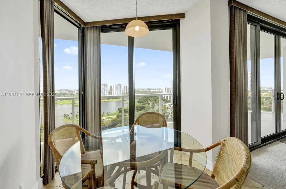 20281 E Country Club Dr #1703 Aventura, FL 33180