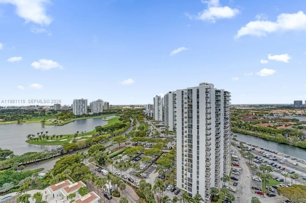 20281 E Country Club Dr #1703 Aventura, FL 33180