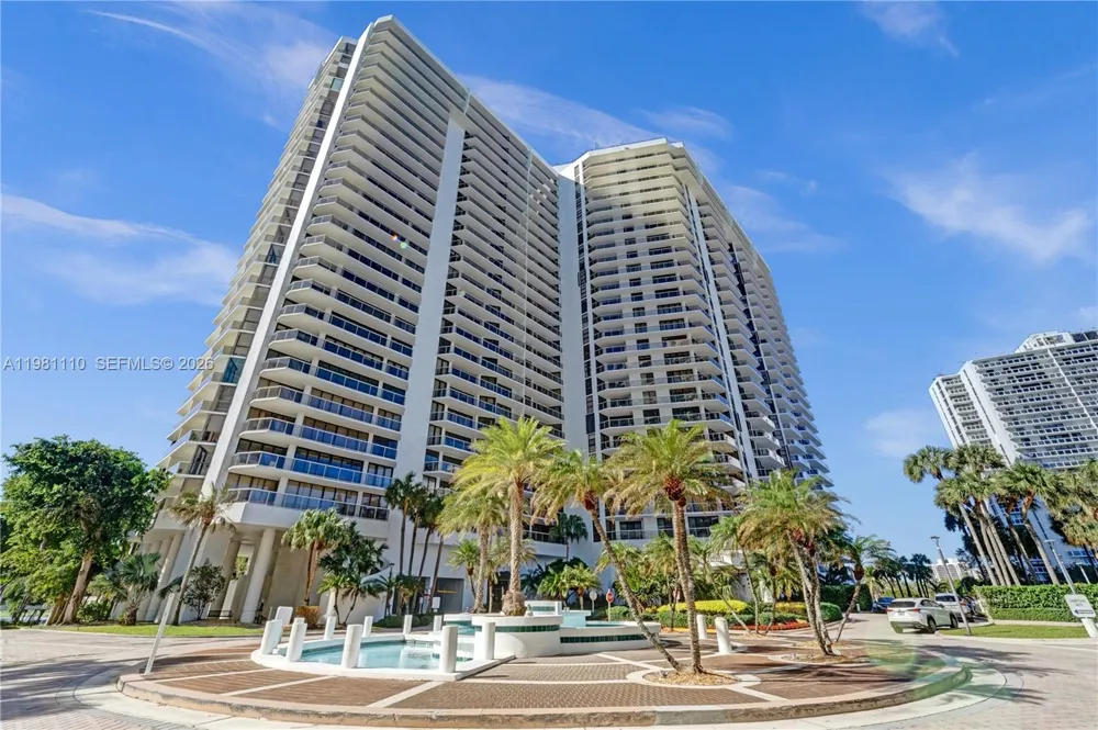 20281 E Country Club Dr #1703 Aventura, FL 33180