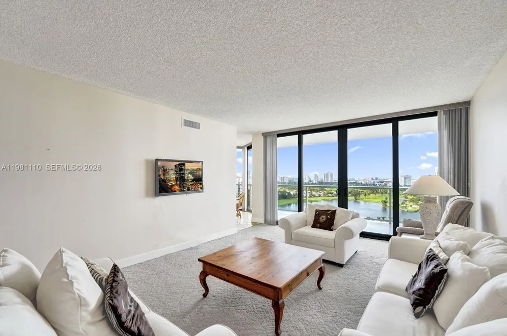20281 E Country Club Dr #1703 Aventura, FL 33180