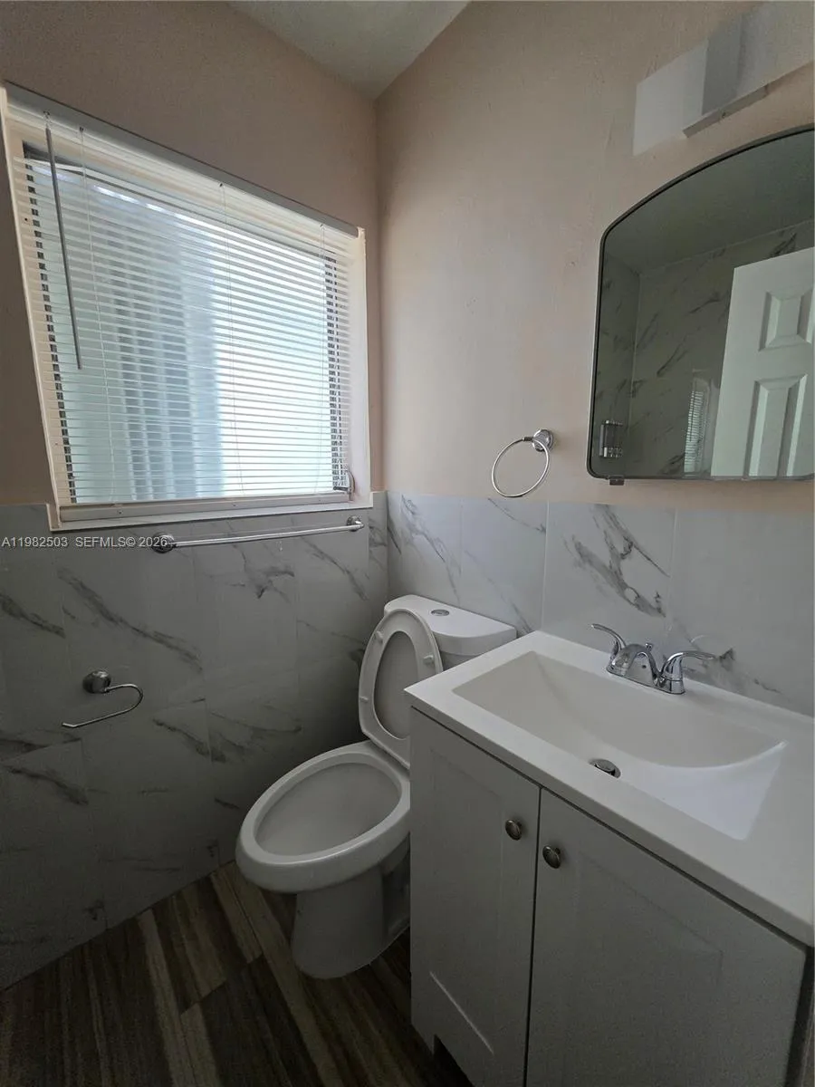 57 Esplanade Dr #C Miami Springs, FL 33166