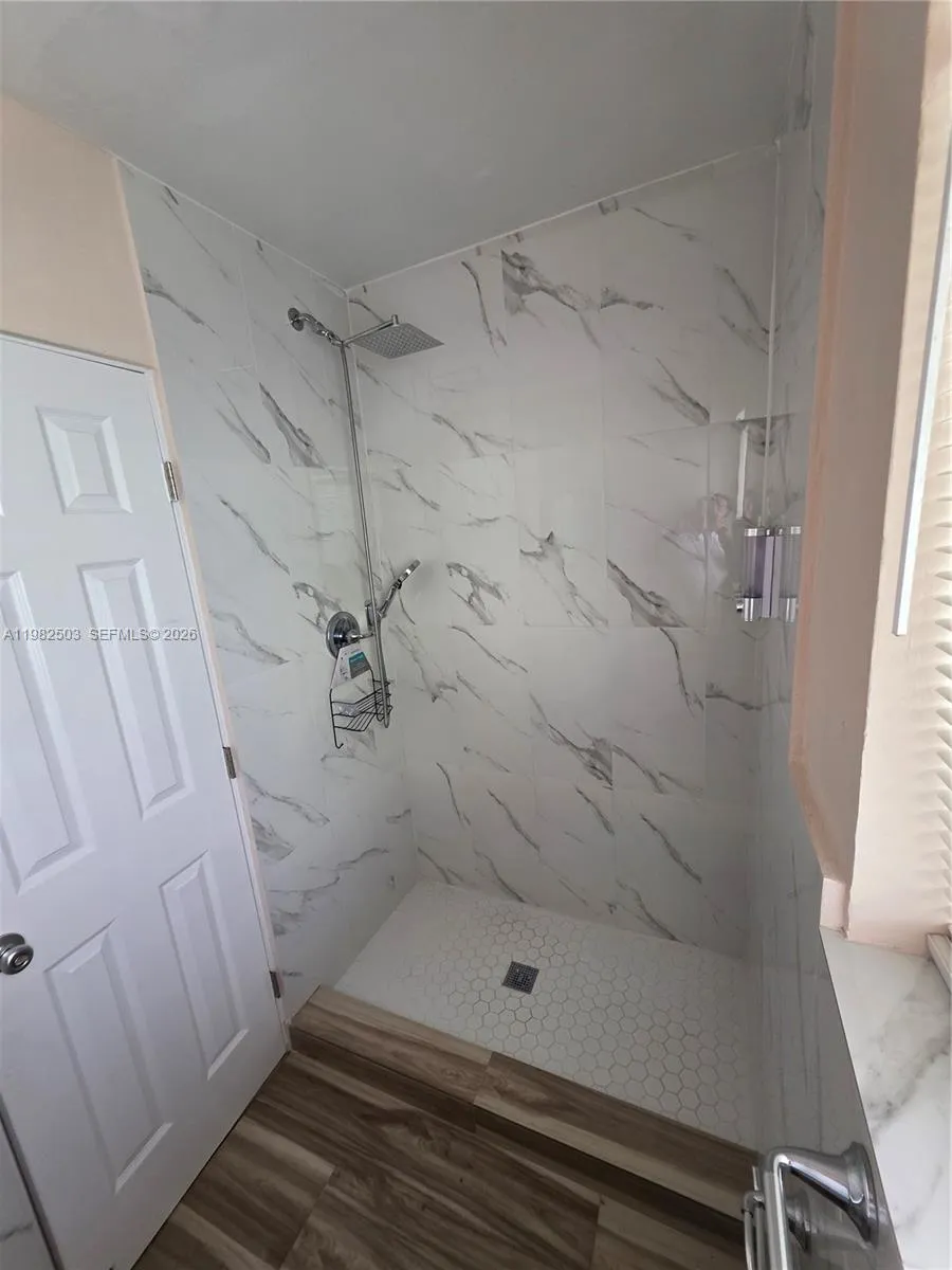 57 Esplanade Dr #C Miami Springs, FL 33166