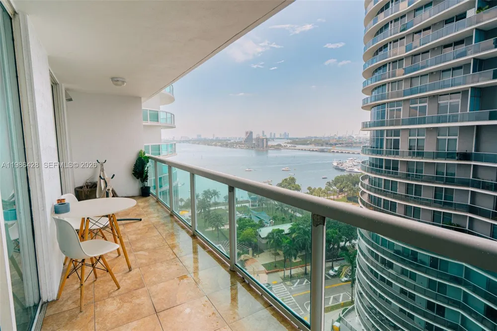 1800 Bayshore Dr #1412 Miami, FL 33132