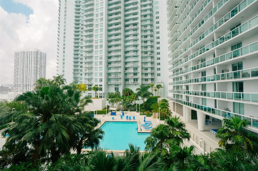 1800 Bayshore Dr #1412 Miami, FL 33132
