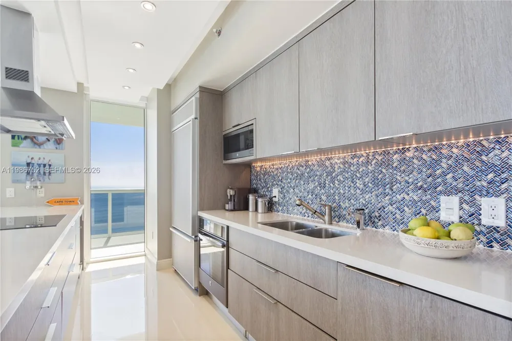 1830 S Ocean Dr #3401 Hallandale Beach, FL 33009