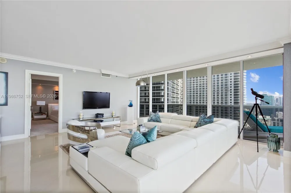 1830 S Ocean Dr #3401 Hallandale Beach, FL 33009