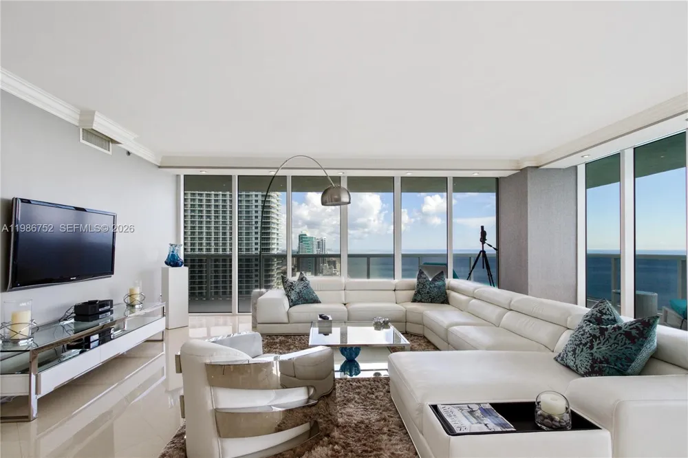 1830 S Ocean Dr #3401 Hallandale Beach, FL 33009