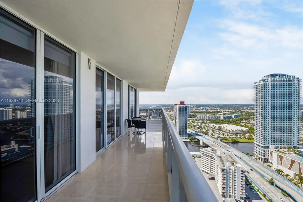 1830 S Ocean Dr #3508 Hallandale Beach, FL 33009