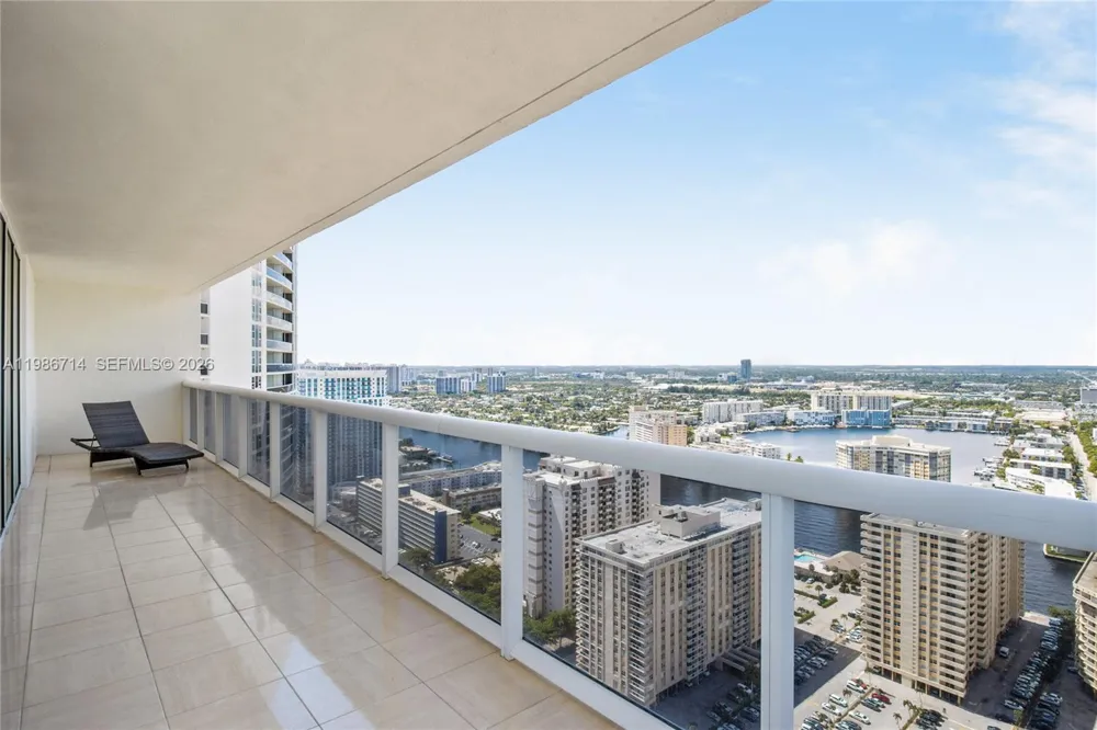 1830 S Ocean Dr #3508 Hallandale Beach, FL 33009