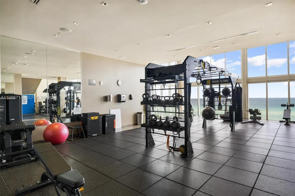 1830 S Ocean Dr #3508 Hallandale Beach, FL 33009