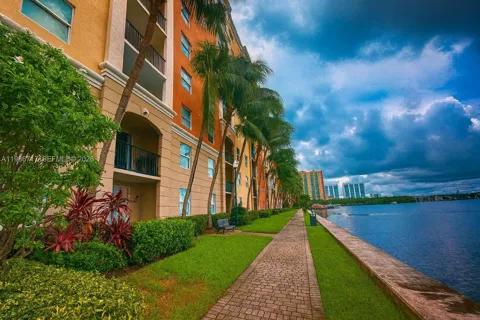 17150 Bay Rd #2319