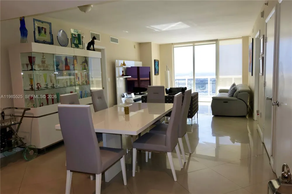 1800 S Ocean Drive #3908 Hallandale Beach, FL 33009