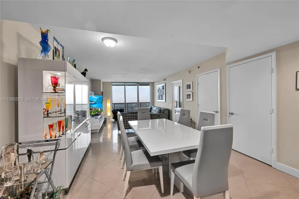 1800 S Ocean Drive #3908 Hallandale Beach, FL 33009