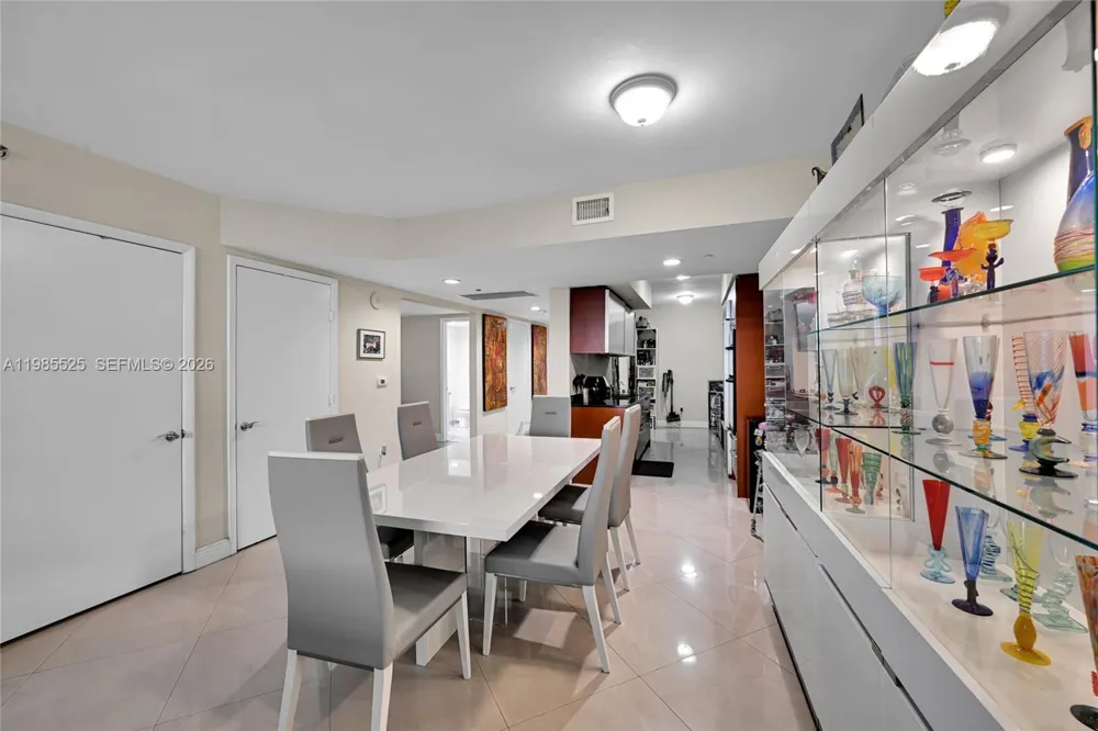 1800 S Ocean Drive #3908 Hallandale Beach, FL 33009
