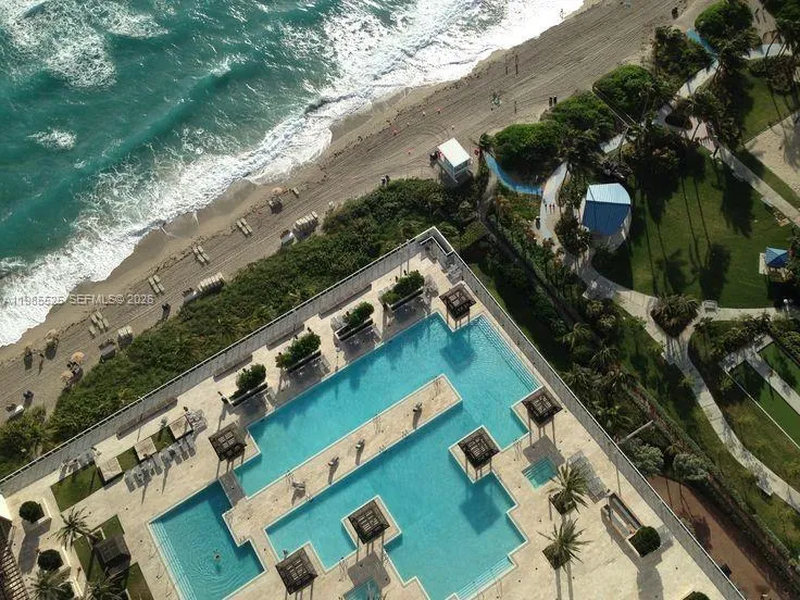 1800 S Ocean Drive #3908 Hallandale Beach, FL 33009