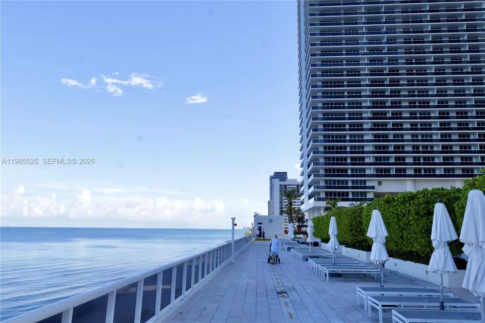 1800 S Ocean Drive #3908 Hallandale Beach, FL 33009