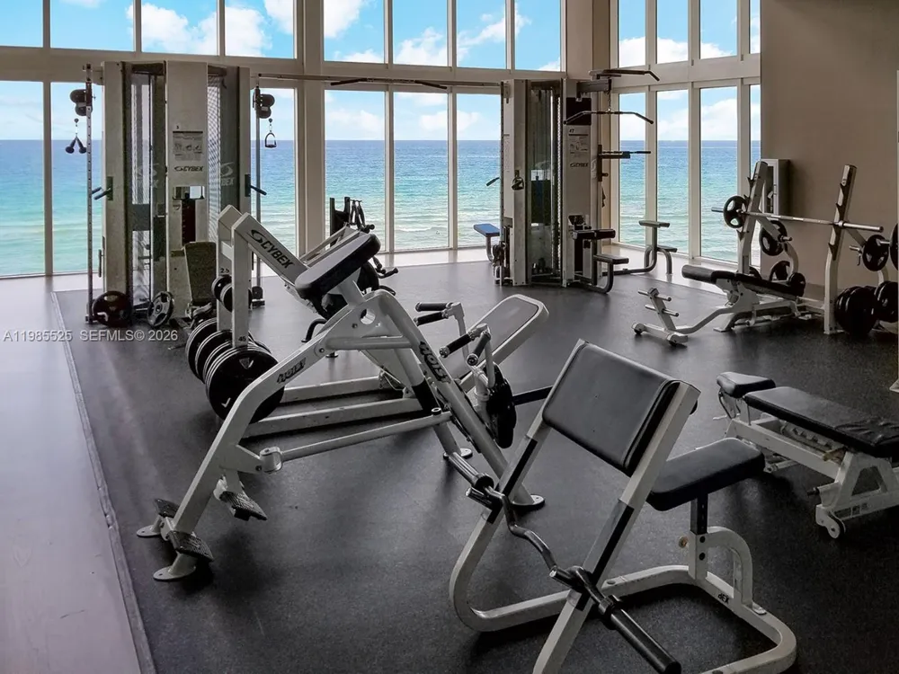 1800 S Ocean Drive #3908 Hallandale Beach, FL 33009