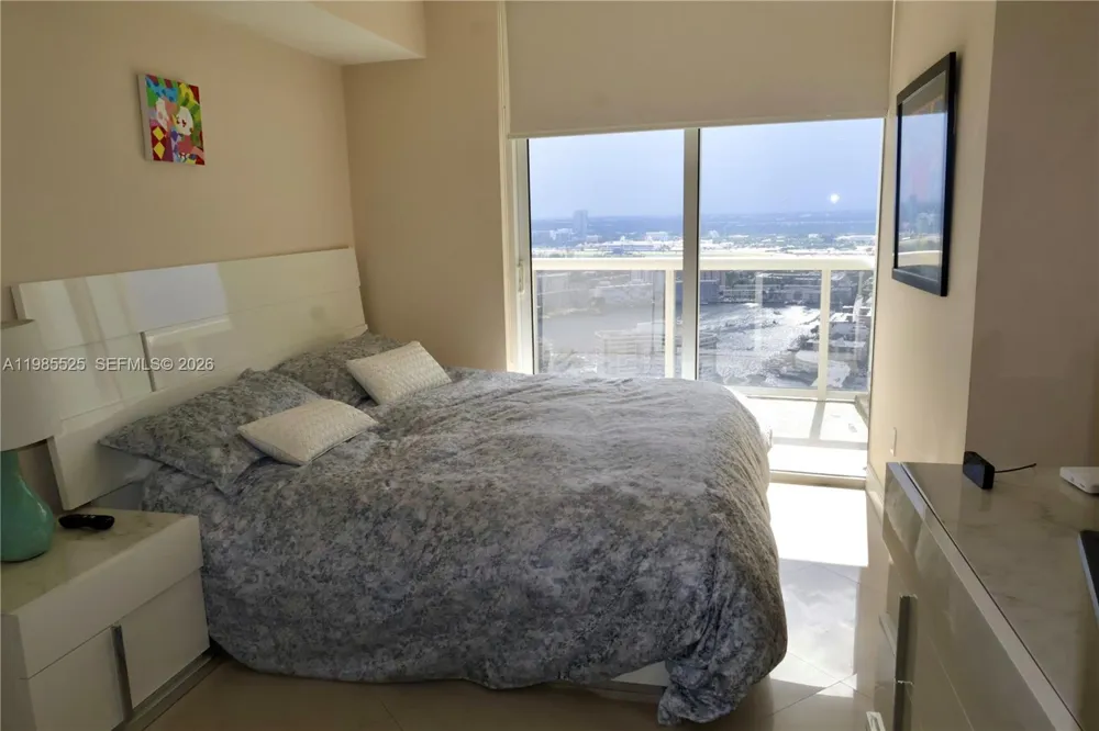 1800 S Ocean Drive #3908 Hallandale Beach, FL 33009