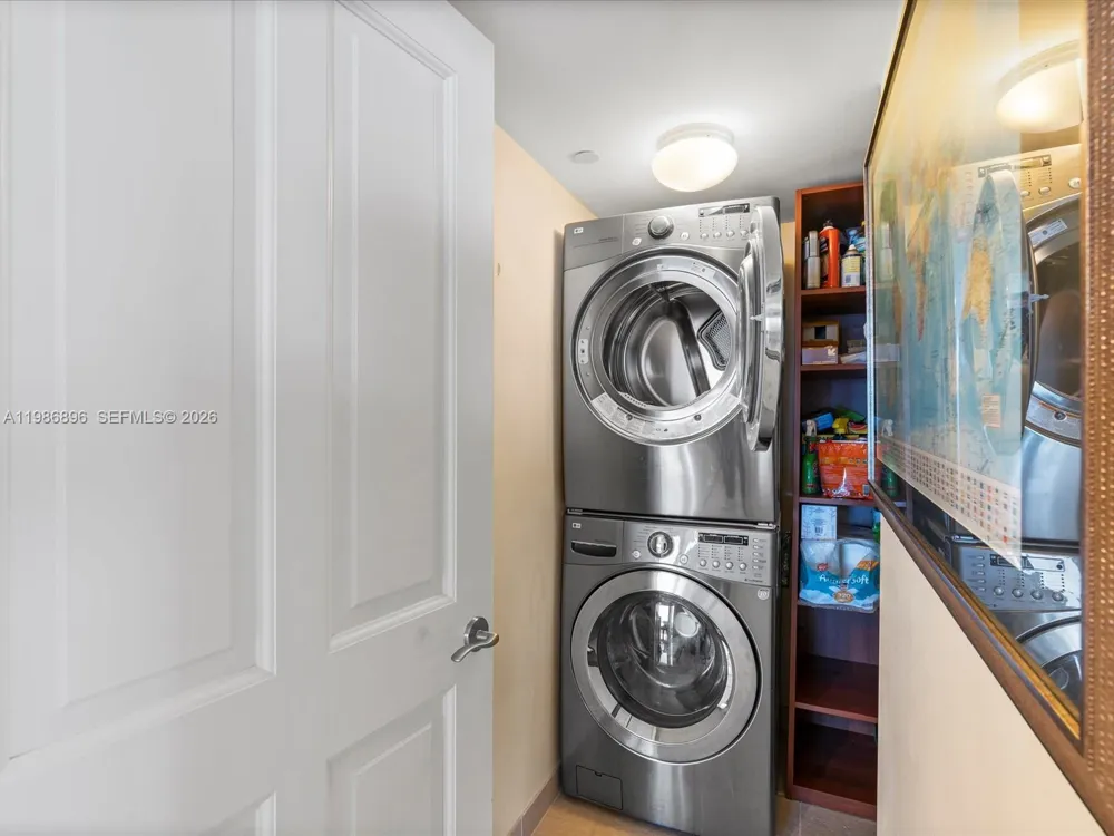 17875 Collins Ave #2903 Sunny Isles Beach, FL 33160