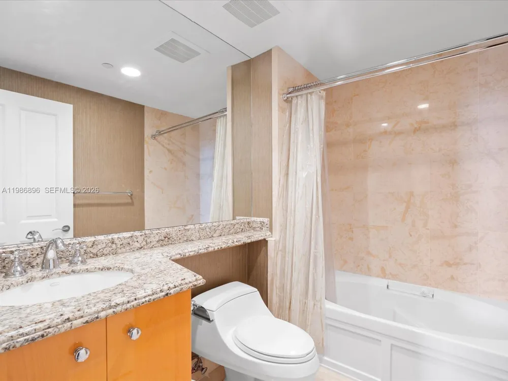 17875 Collins Ave #2903 Sunny Isles Beach, FL 33160