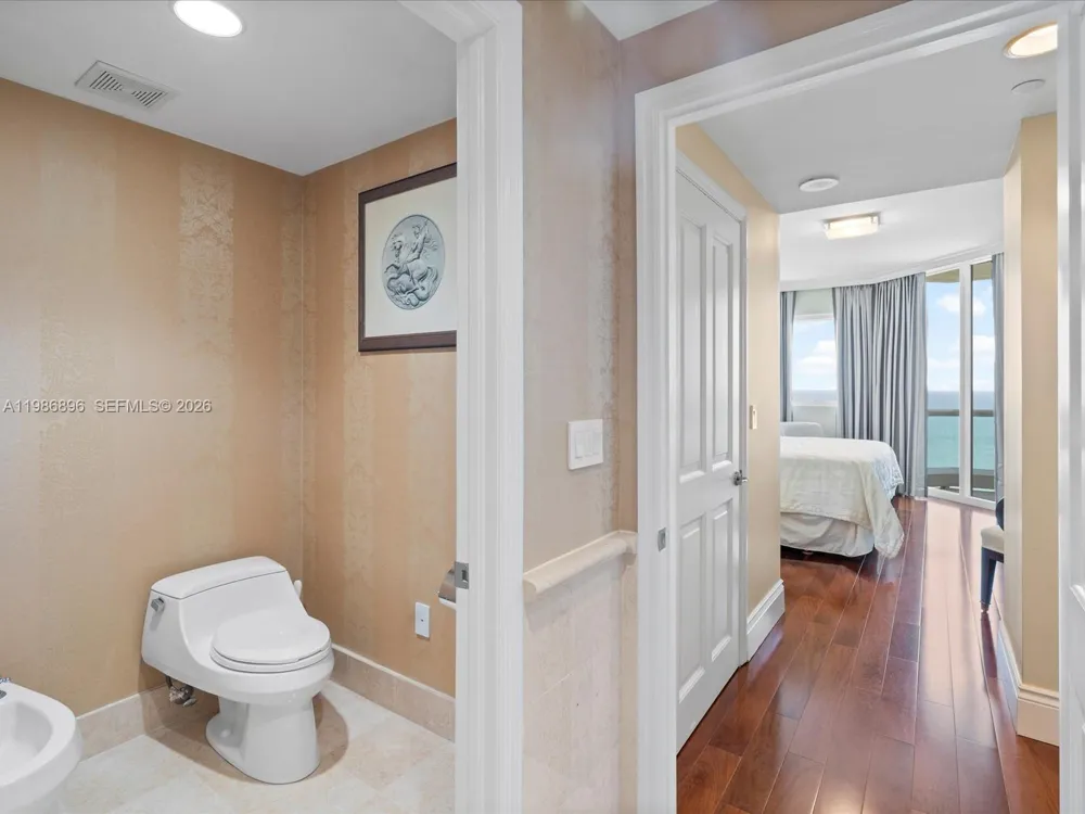 17875 Collins Ave #2903 Sunny Isles Beach, FL 33160