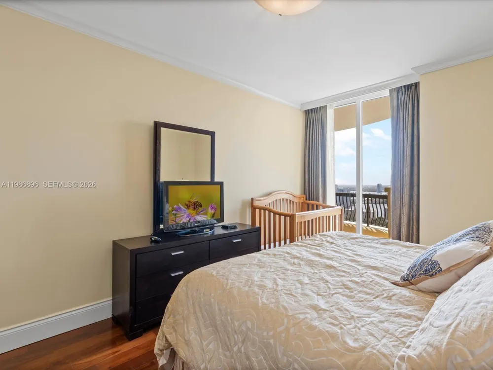 17875 Collins Ave #2903 Sunny Isles Beach, FL 33160