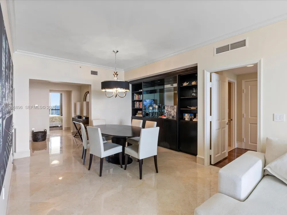 17875 Collins Ave #2903 Sunny Isles Beach, FL 33160