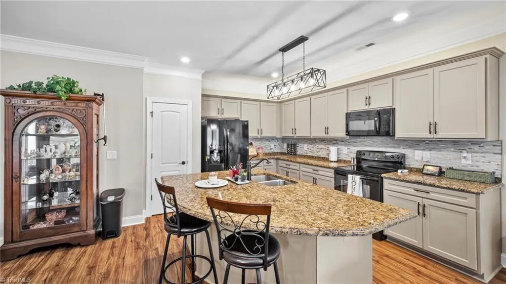 3159 Perrin Drive Haw River, NC 27258