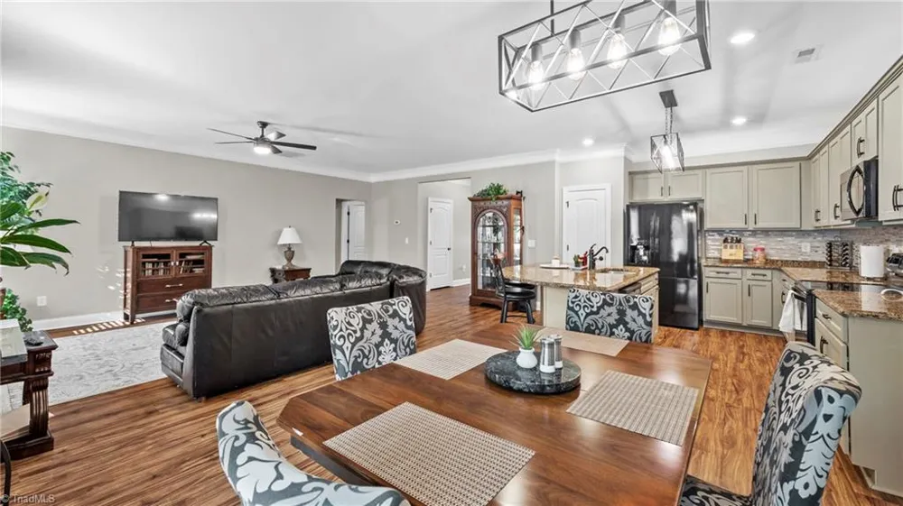3159 Perrin Drive Haw River, NC 27258