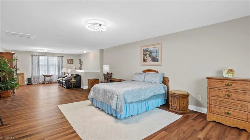 3159 Perrin Drive Haw River, NC 27258