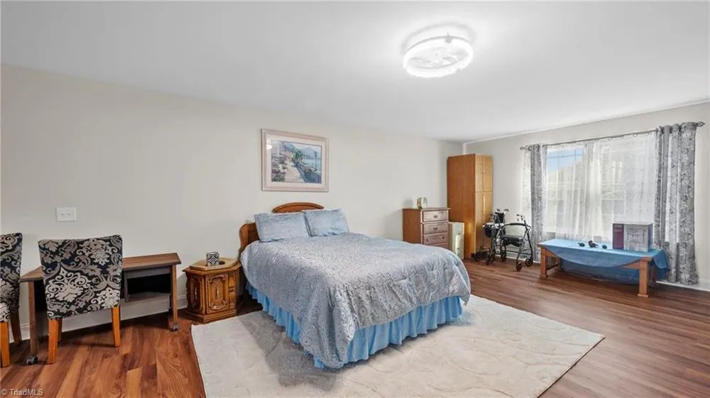 3159 Perrin Drive Haw River, NC 27258