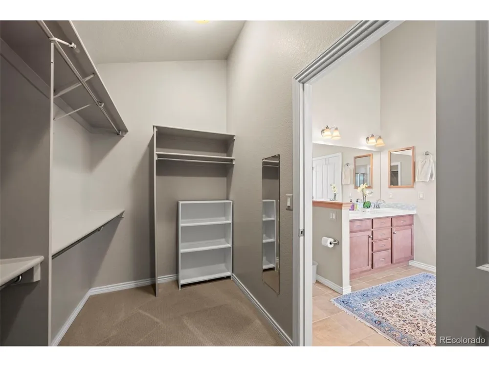 400 Carter Drive Lyons, CO 80540
