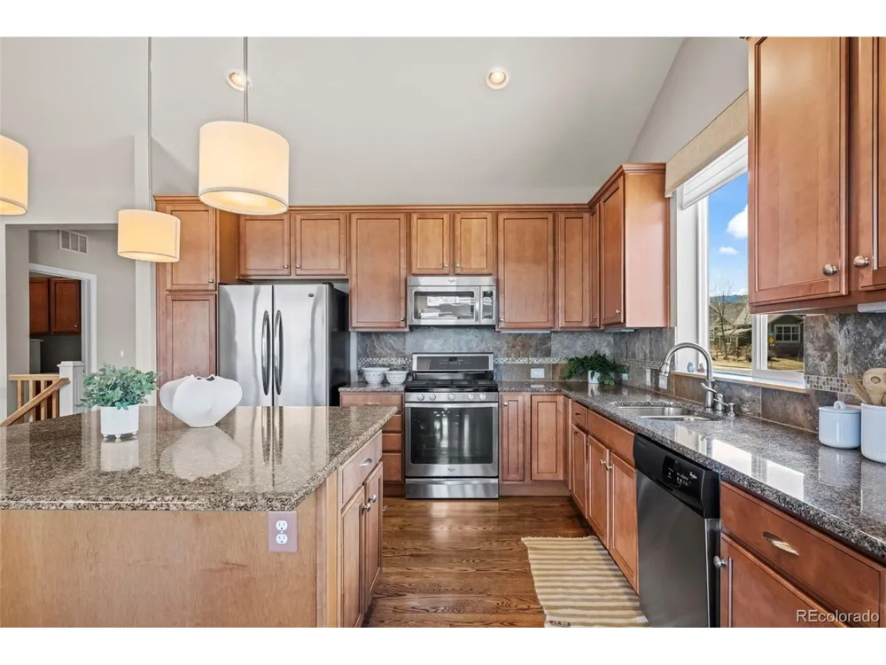 400 Carter Drive Lyons, CO 80540
