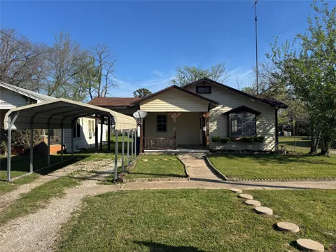 809 E Palestine Street