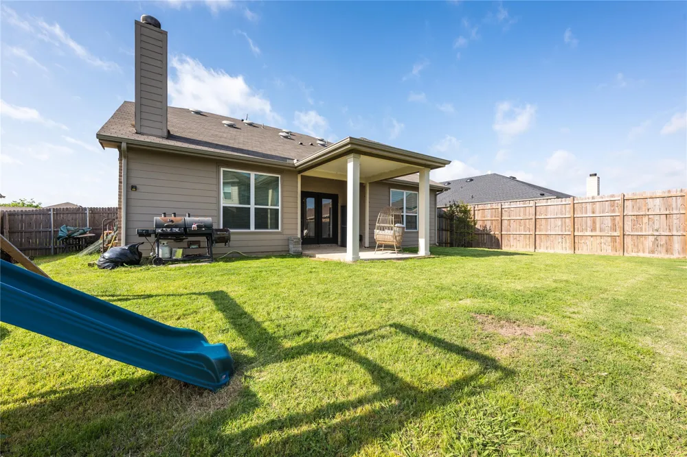 1627 Kawati Way Krum, TX 76249