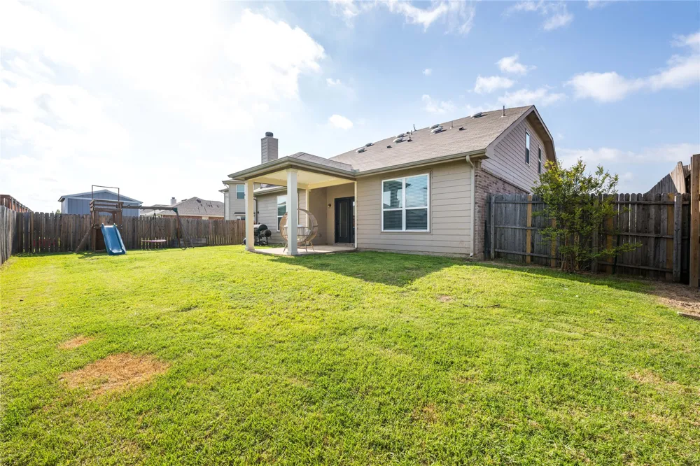 1627 Kawati Way Krum, TX 76249